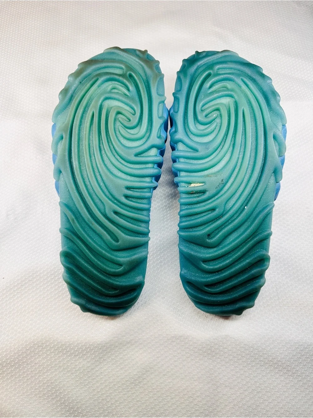 CROCS Kids Blue Ruffle Slide Sandals